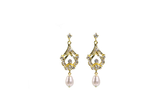 Hayworth Pearl Earrings